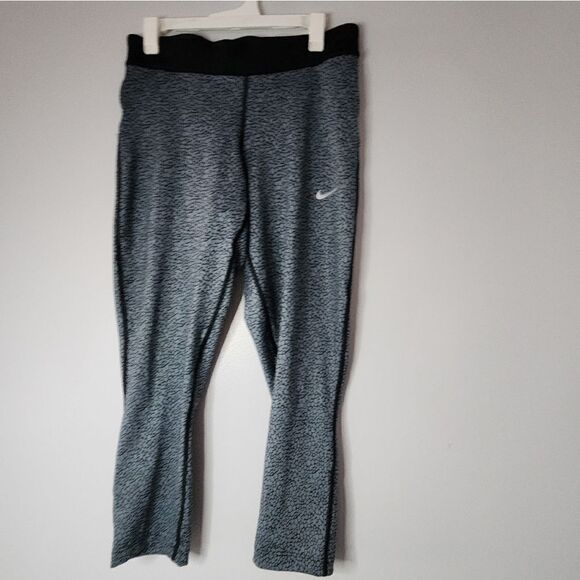 Nike Leggings Women’s Size Small Running Yoga Workout Gym Drawstring Cropped - Picture 1 of 6